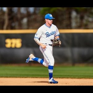 Meet your Posher, Zach